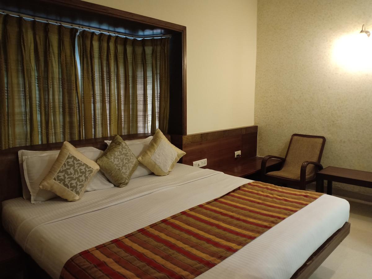 Hotel Chandralok Lonavla Exterior foto